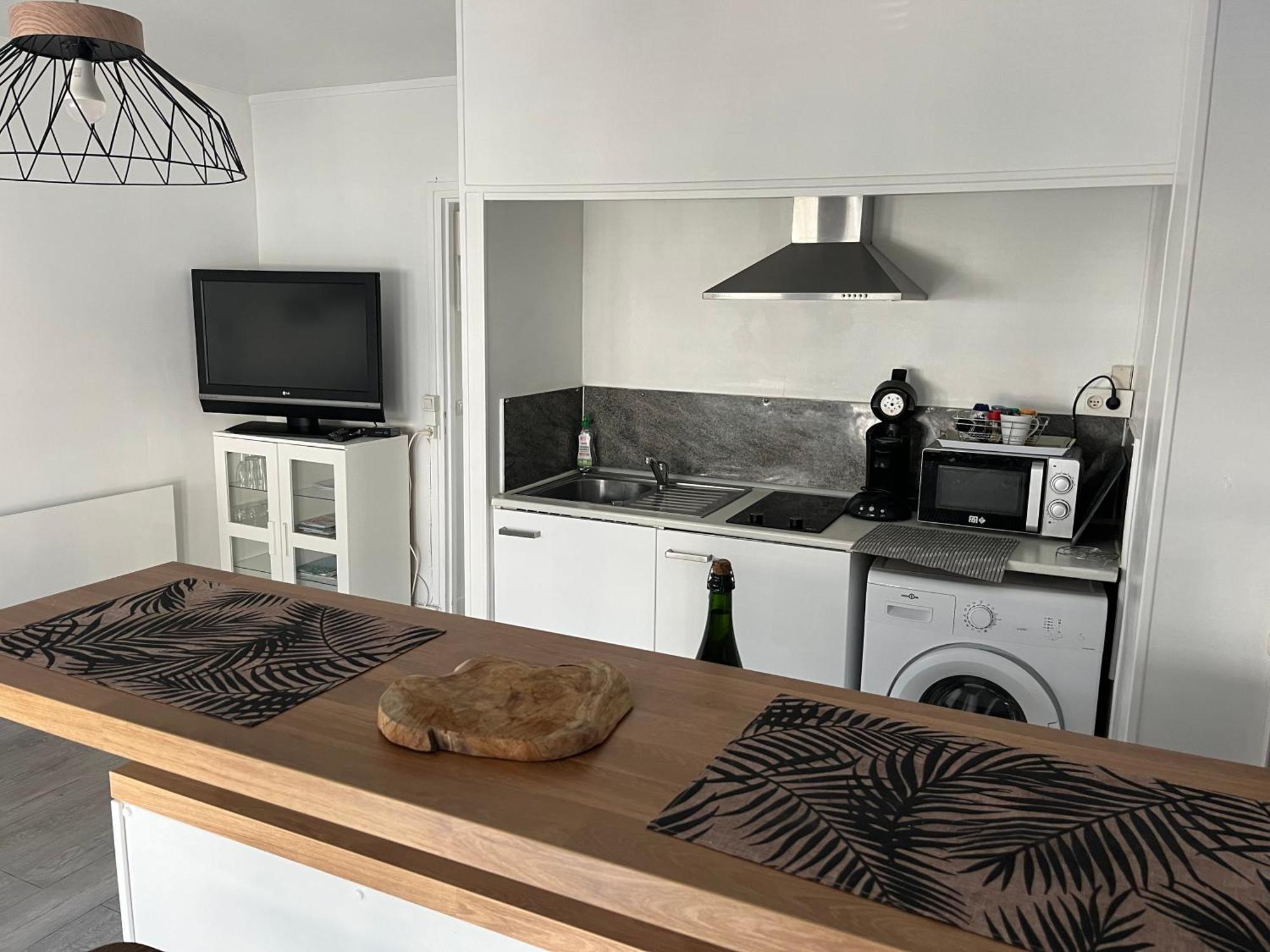 Appartement Meuble En Plein Coeur De St Valery En Caux Saint-Valery-en-Caux Buitenkant foto
